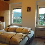 Mosel Panorama Apartamento *